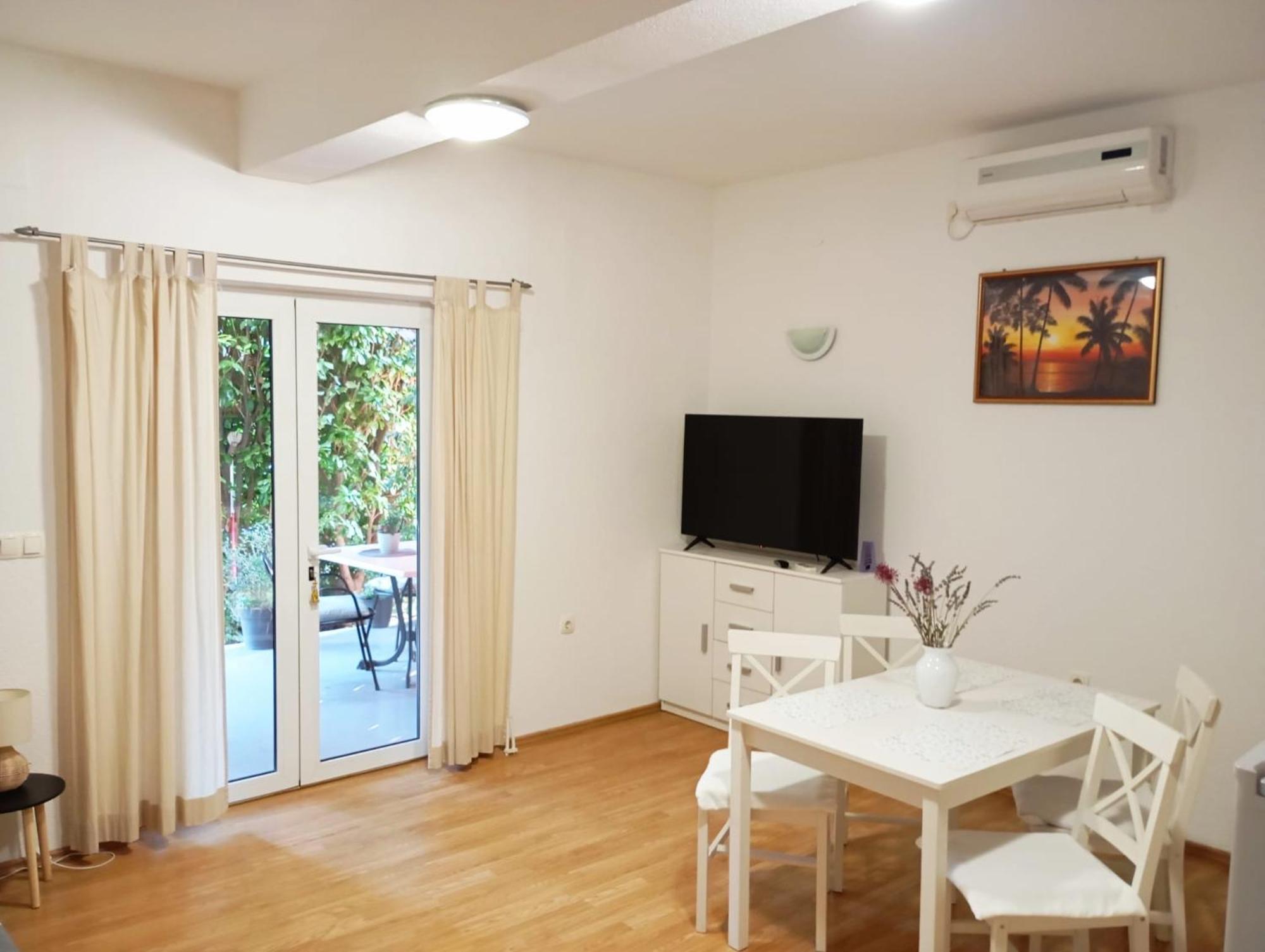Apartmani Joja Biograd Na Moru Buitenkant foto